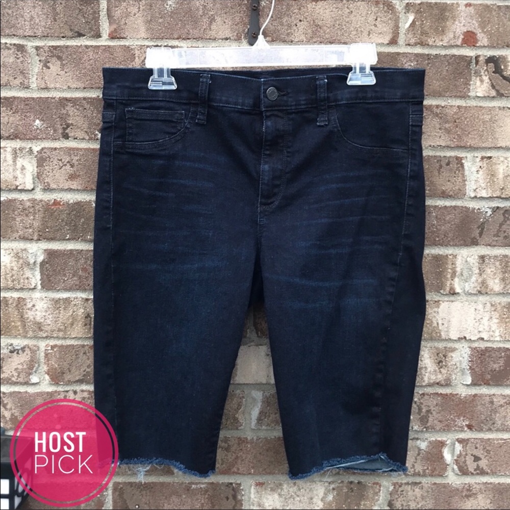 ❎DONATED❎ Gap Favorite Jegging Jean Shorts Plus